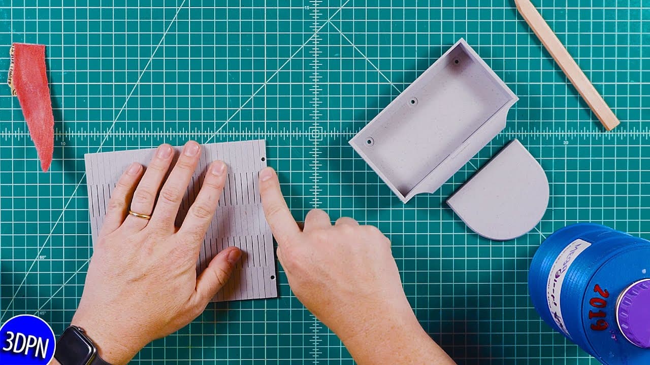 Practical AND Print In Place! Rolling Top Storage Box!