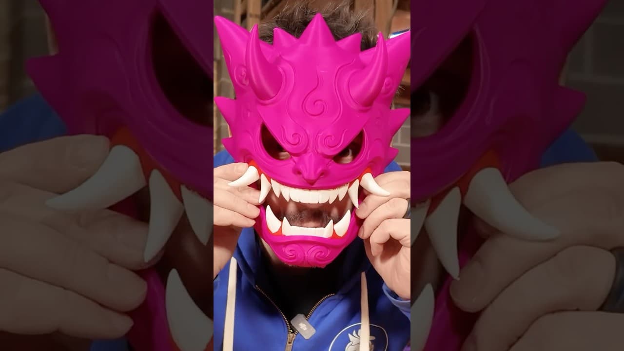 The Teeth GLOW! Pokemon Gengar Oni Mask!